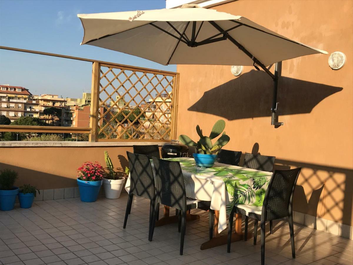 Rome On The Beach Apartment Lido di Ostia Ngoại thất bức ảnh