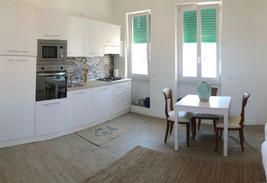 Rome On The Beach Apartment Lido di Ostia Ngoại thất bức ảnh